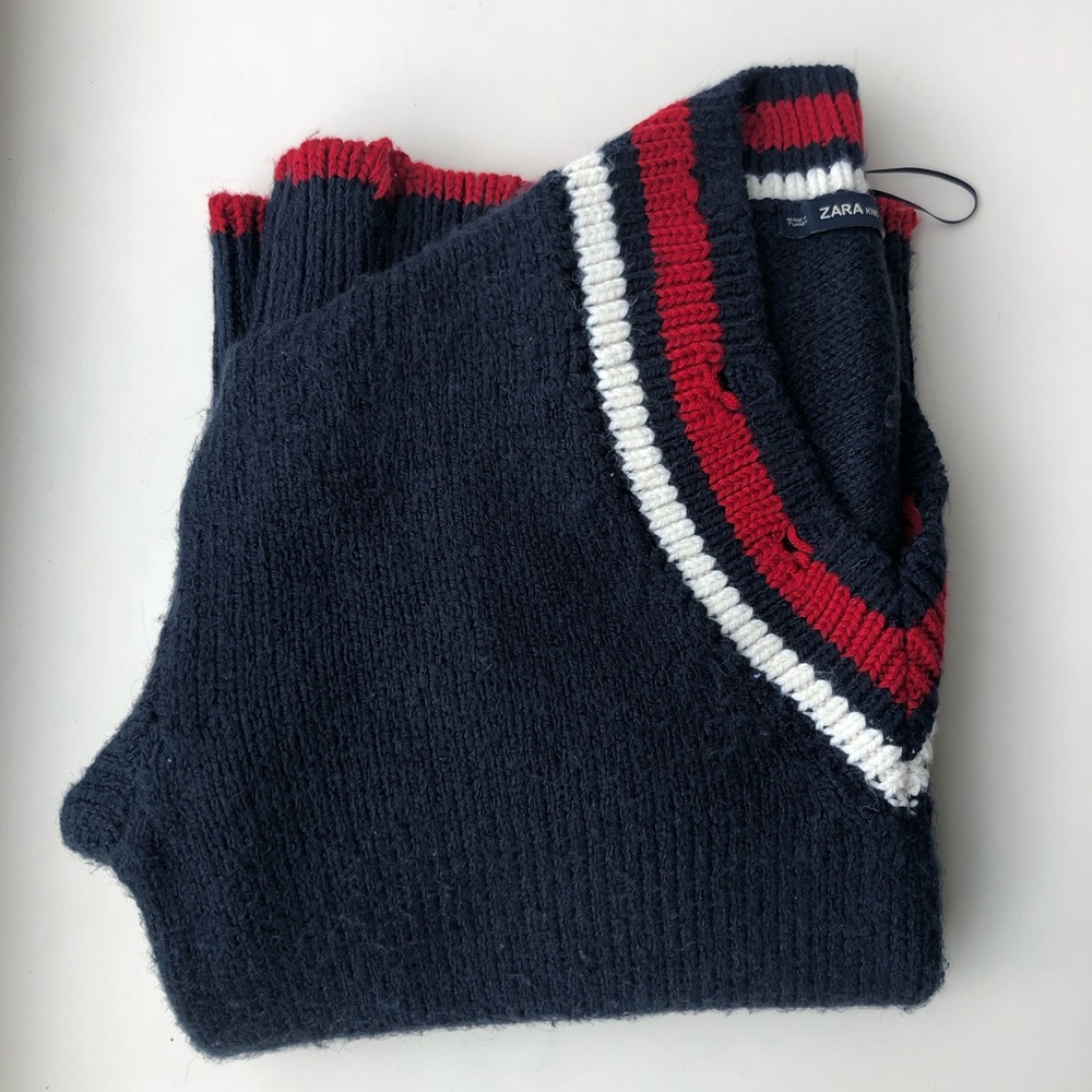 Zara V-Neck Oversized Navy Sweater